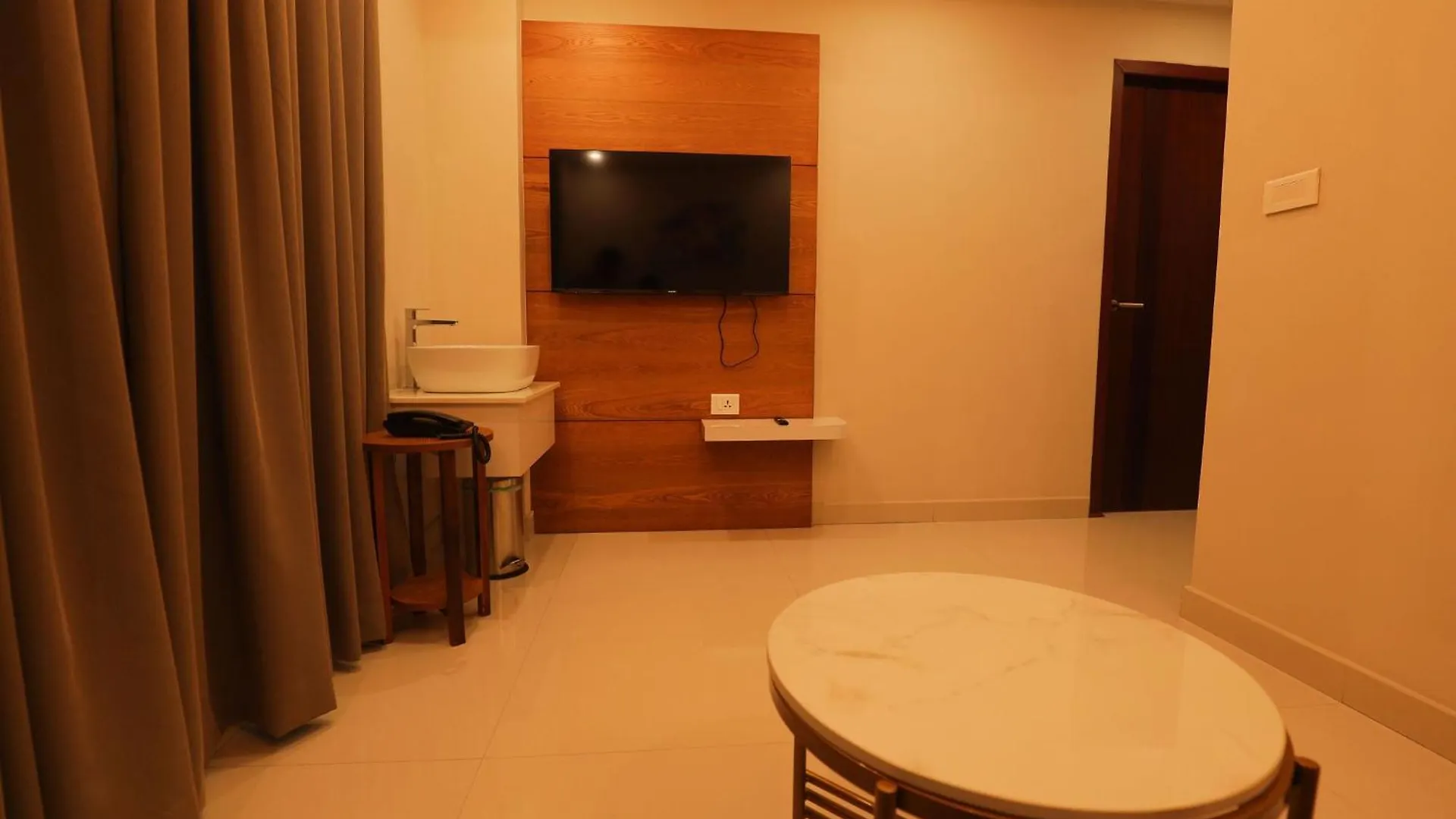 Hotel Bluebell Kozhikode